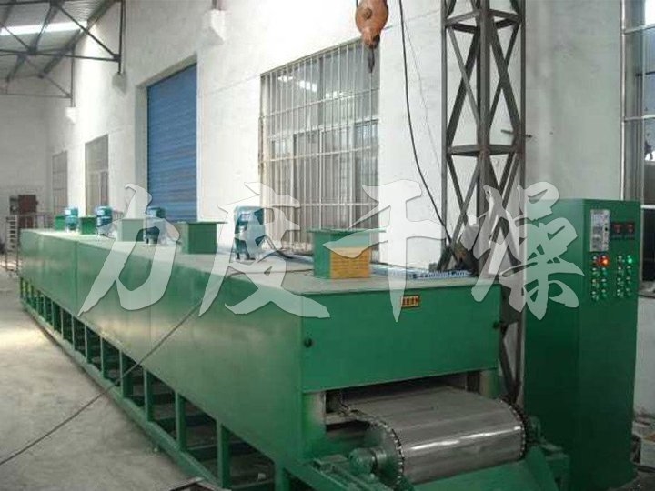 中藥飲片專(zhuān)用帶式干燥機(jī)